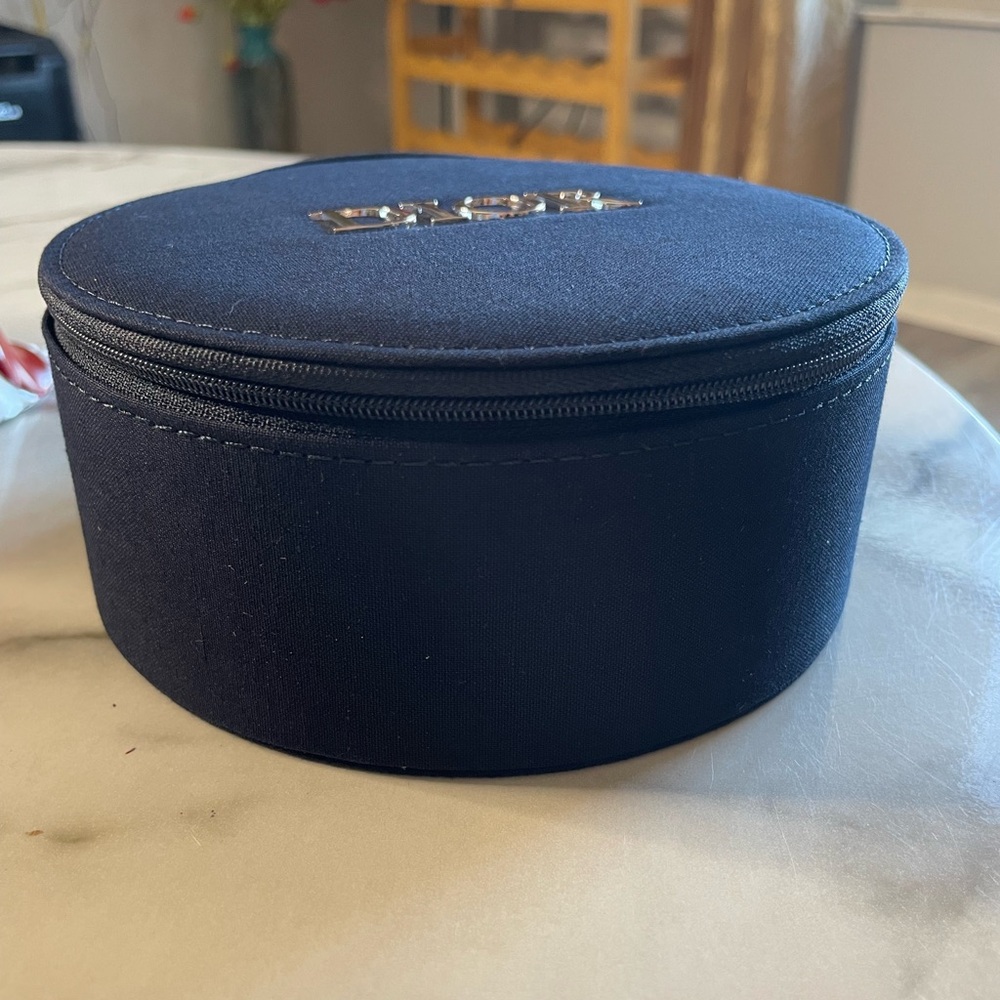 DIOR Beauty Vanity Case Round Makeup Bag With Mirror NEW! - Picture 2 of 7